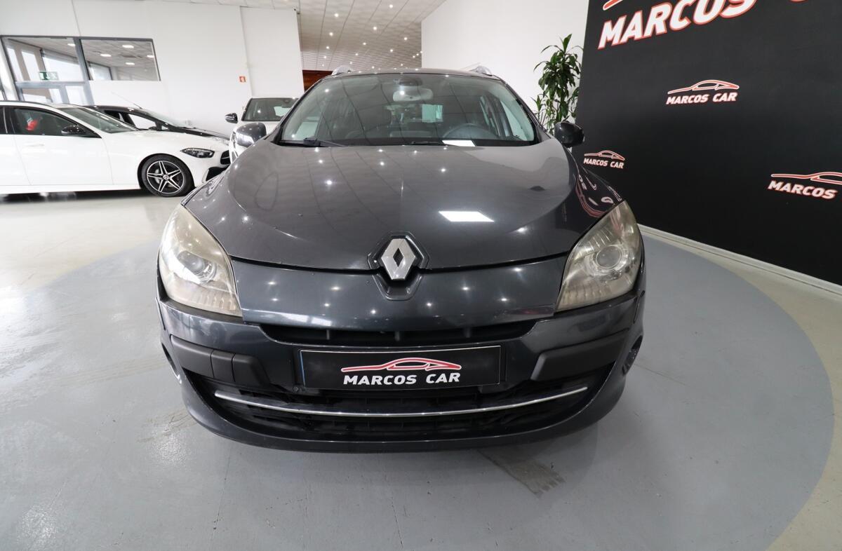 RENAULT Mégane 1.5 dCi Dynamique S