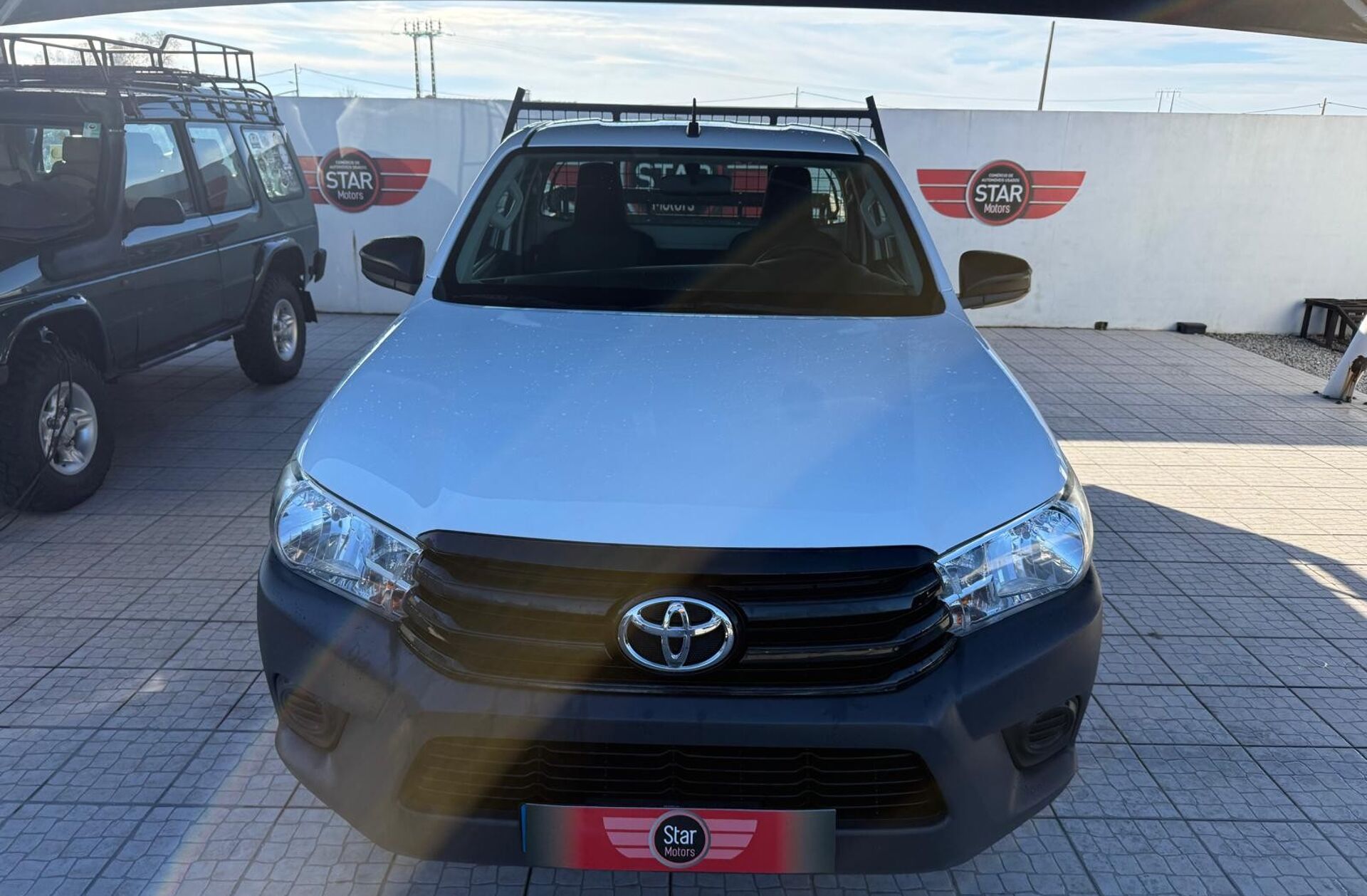 TOYOTA Hilux 2.4 D-4D 2WD CS