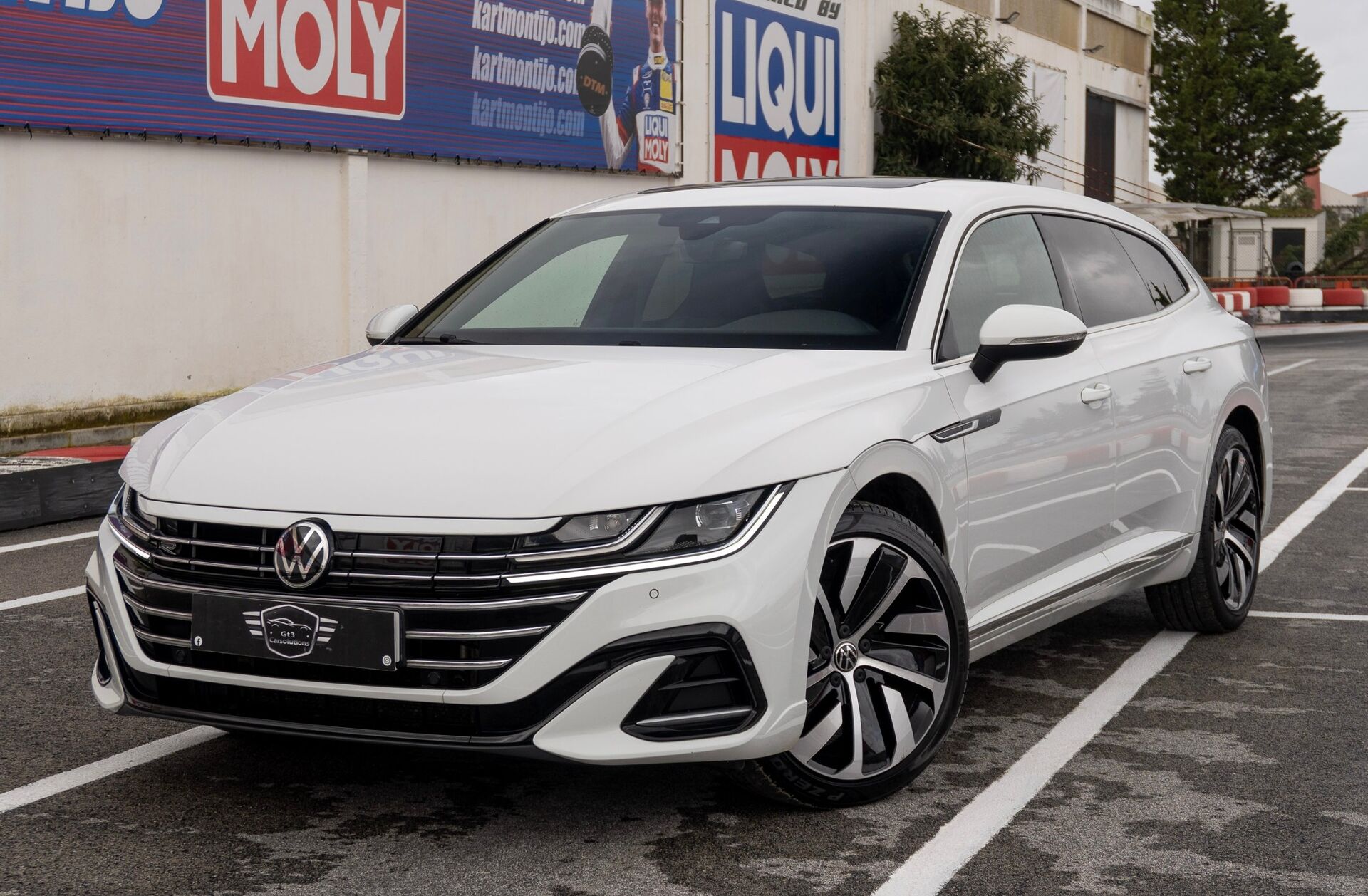 VOLKSWAGEN Arteon 1.4 TSI eHybrid R-Line