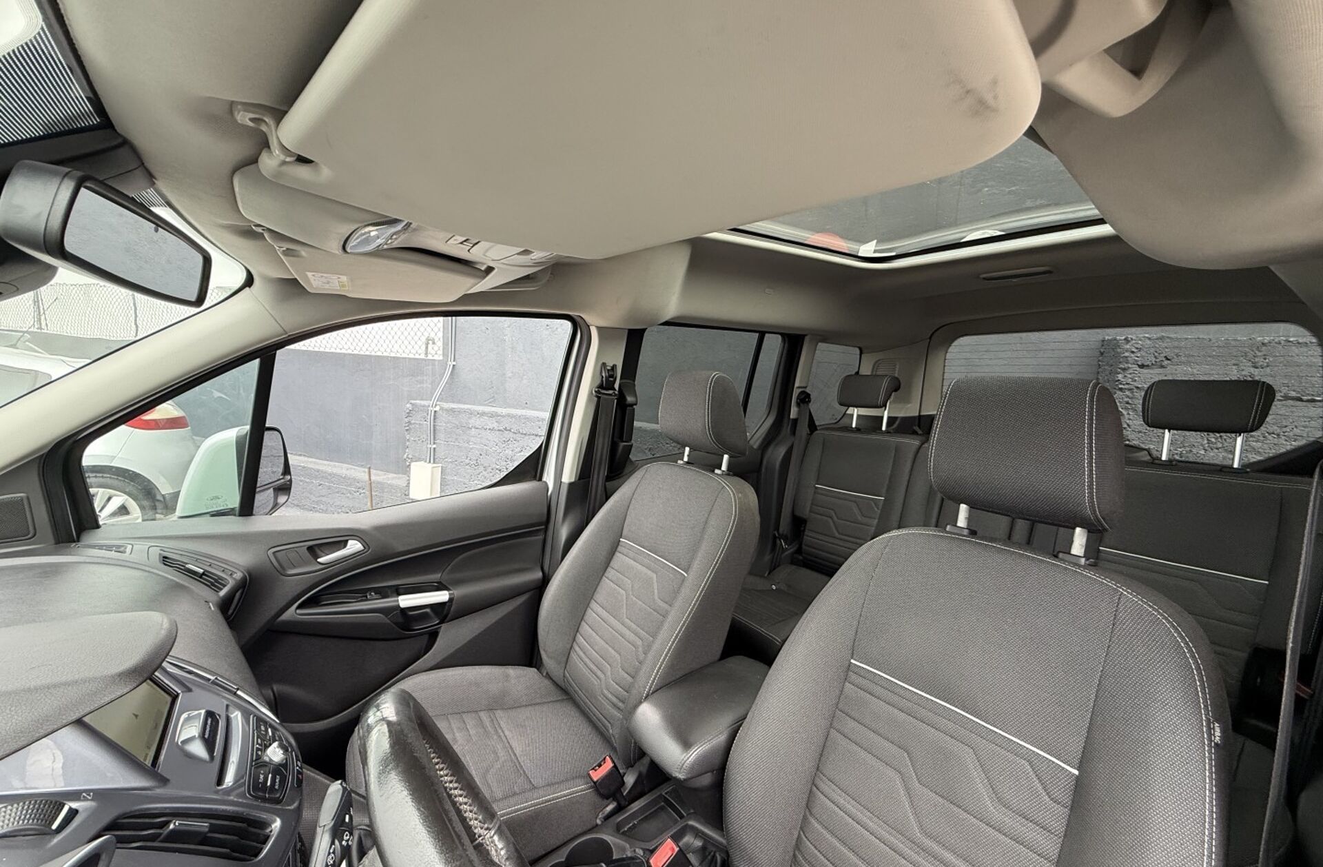 FORD Tourneo Connect 1.5 TDCi Titanium