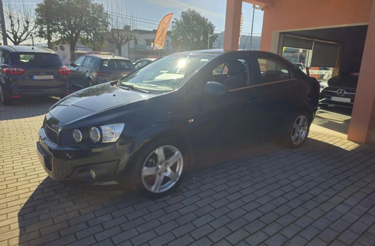CHEVROLET Aveo 1.3 VCDi LT