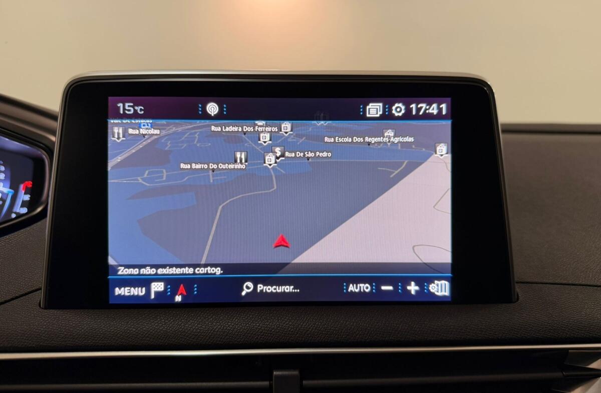 PEUGEOT 3008 1.5 BlueHDi Active