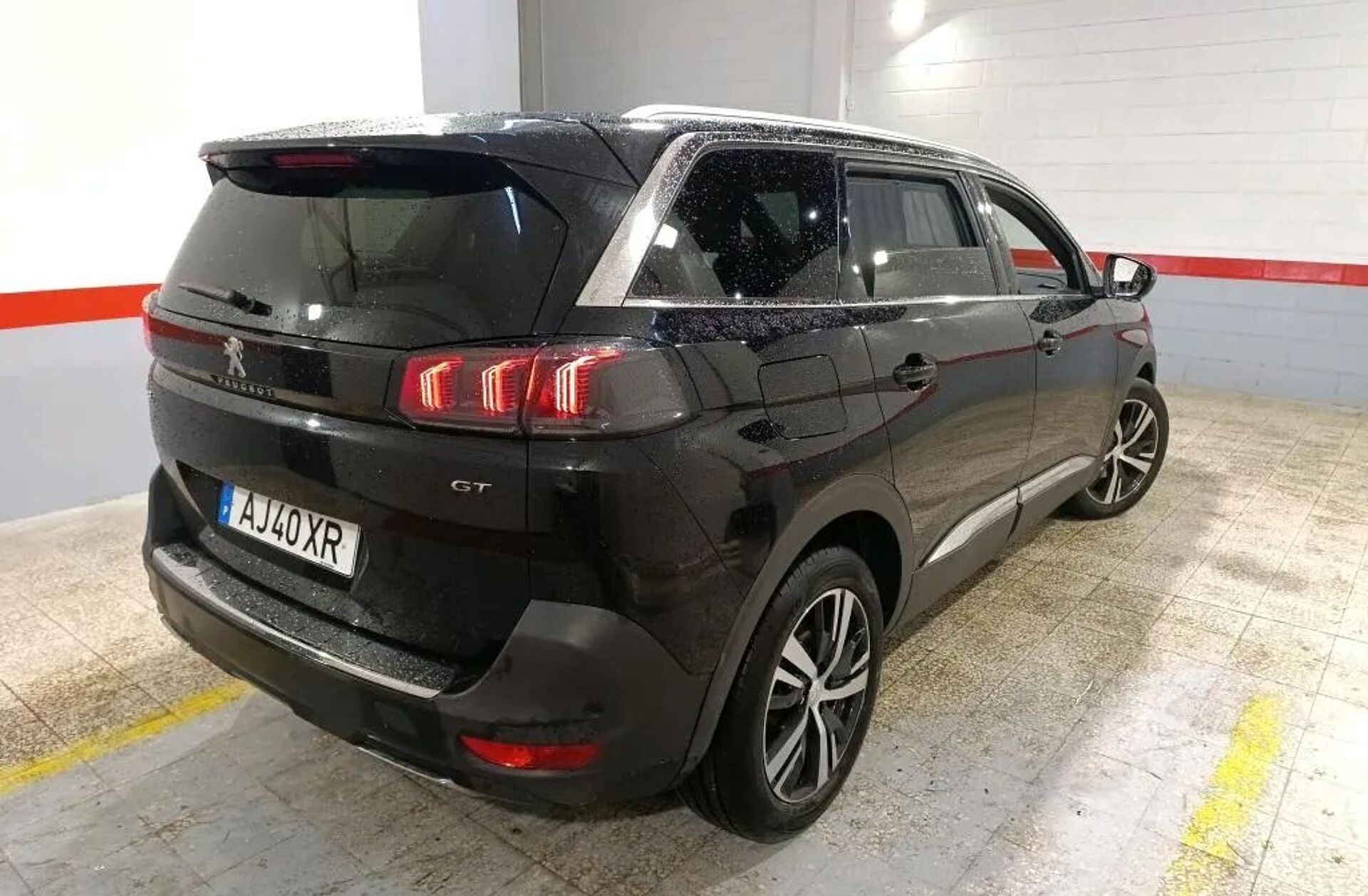 PEUGEOT 5008 1.5 BlueHDi GT