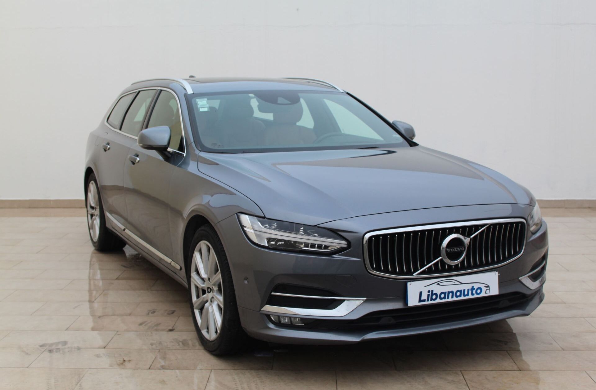 VOLVO V90 2.0 D4 Momentum Geartronic