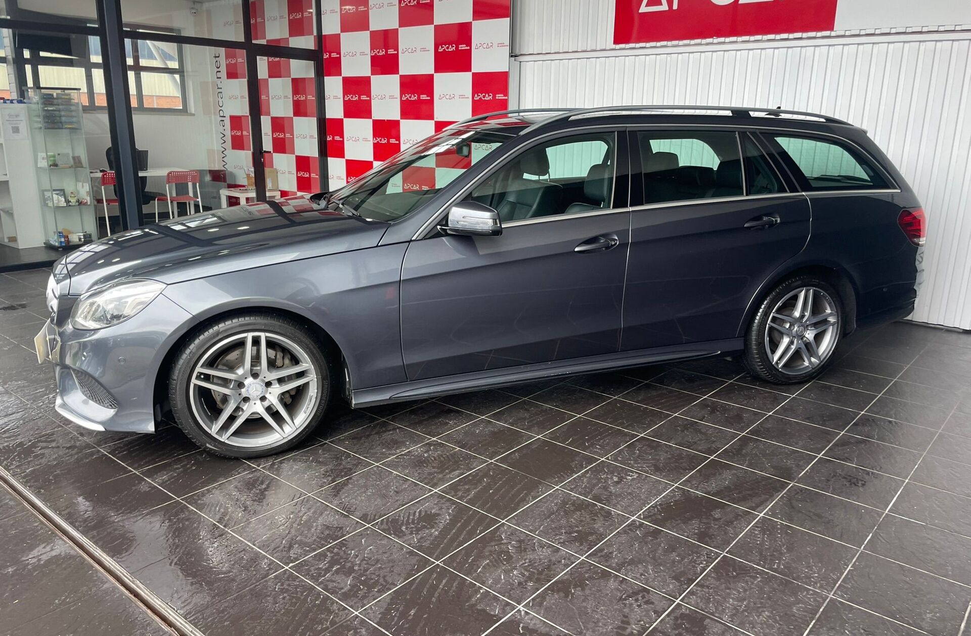 MERCEDES Classe E E 300 BlueTEC Hybrid Avantgarde