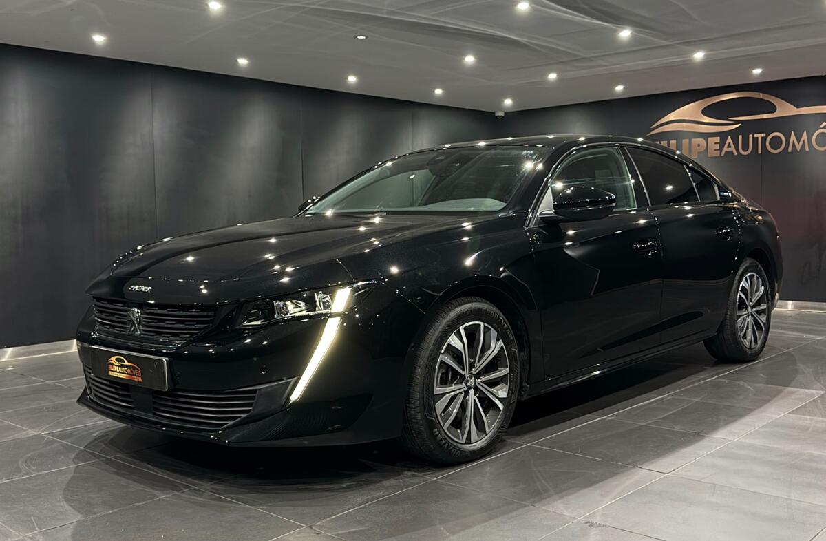 PEUGEOT 508 1.6 Hybrid Allure Pack e-EAT8
