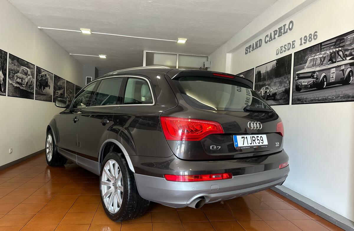 AUDI Q7 3.0 V6 TDi quattro Tiptronic