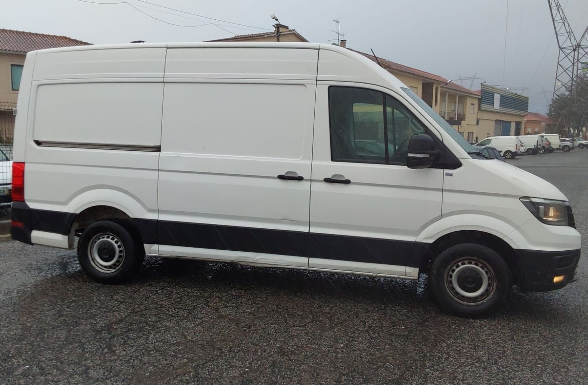 VOLKSWAGEN Crafter 35 2.0 TDI CD Médio