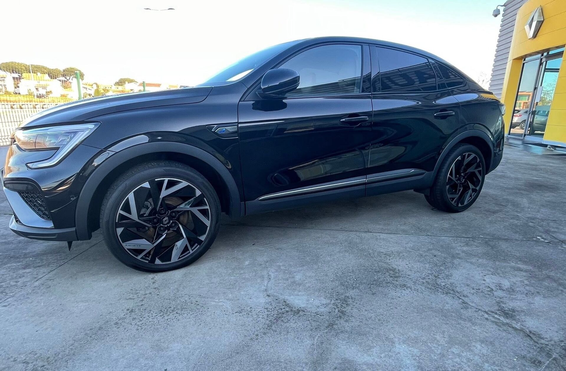 RENAULT Arkana 1.6 E-Tech Full Hybrid Esprit Alpine