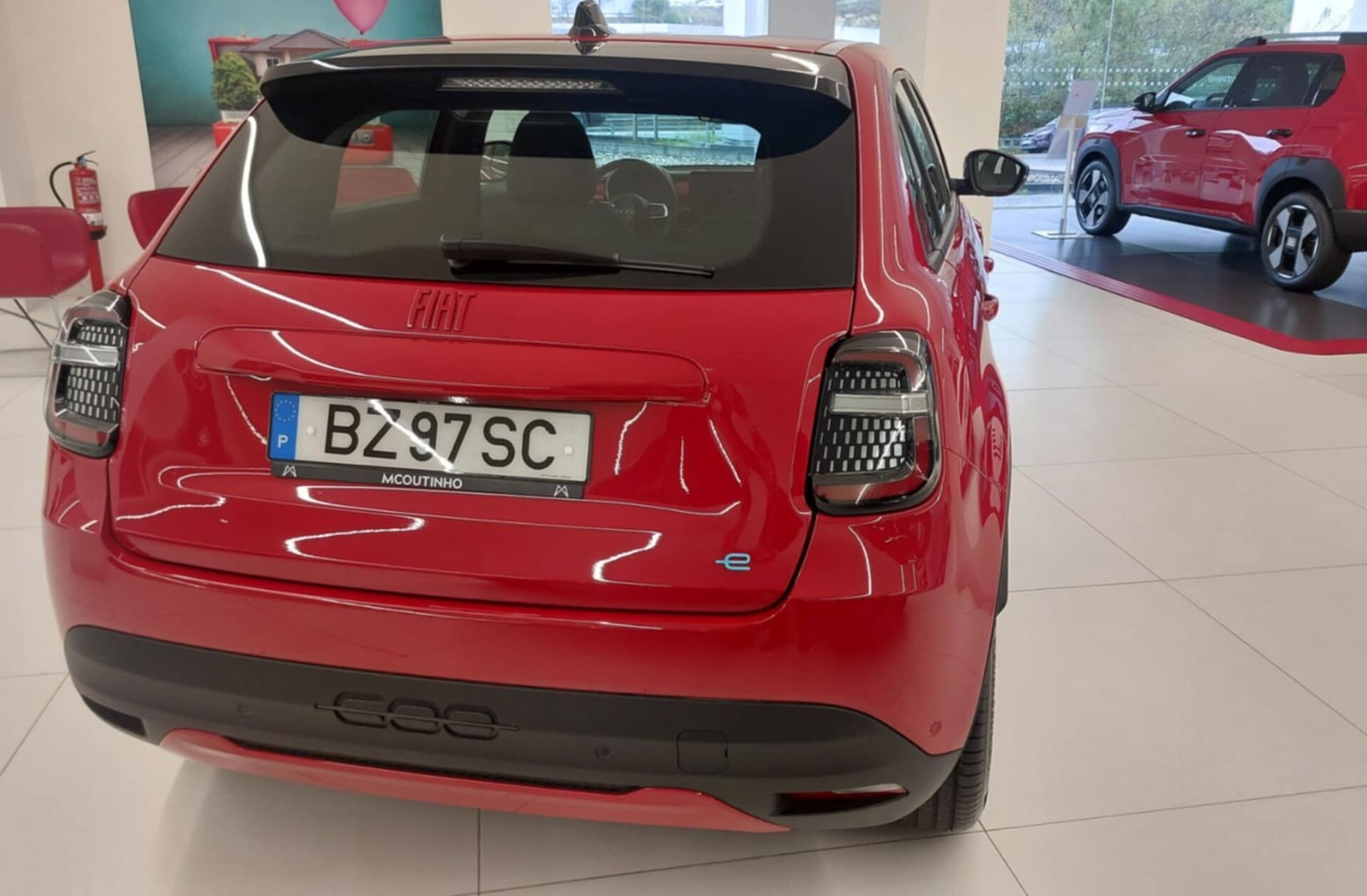 FIAT 600 e 54 kWh (RED)