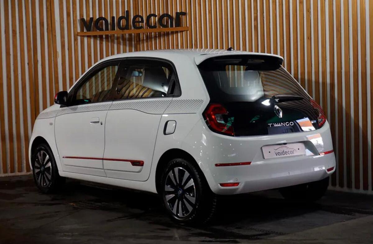 RENAULT Twingo Z.E. 22 Zen