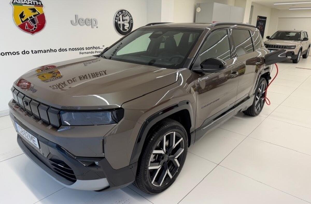 JEEP Compass 1.3 TG 4Xe Atitude