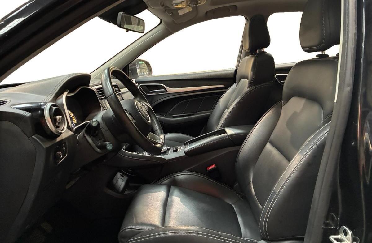 MG ZS 44.5 kWh Luxury
