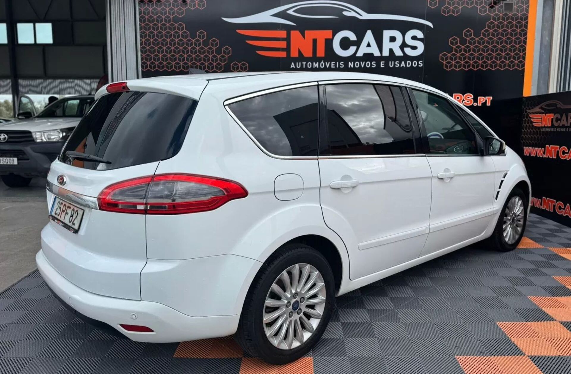 FORD S-MAX 2.2 TDCi Titanium S 7L