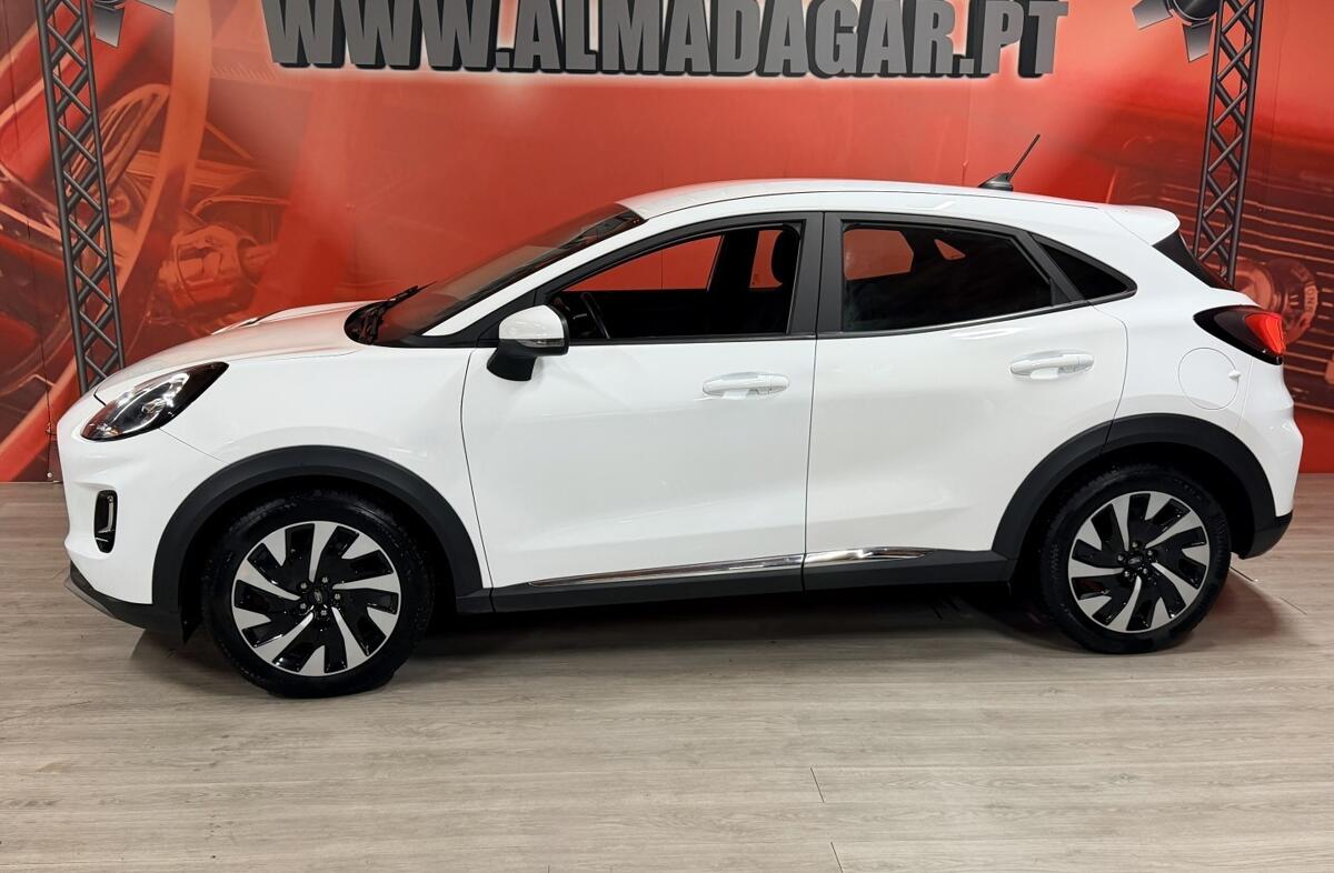 FORD Puma 1.0 EcoBoost MHEV Titanium