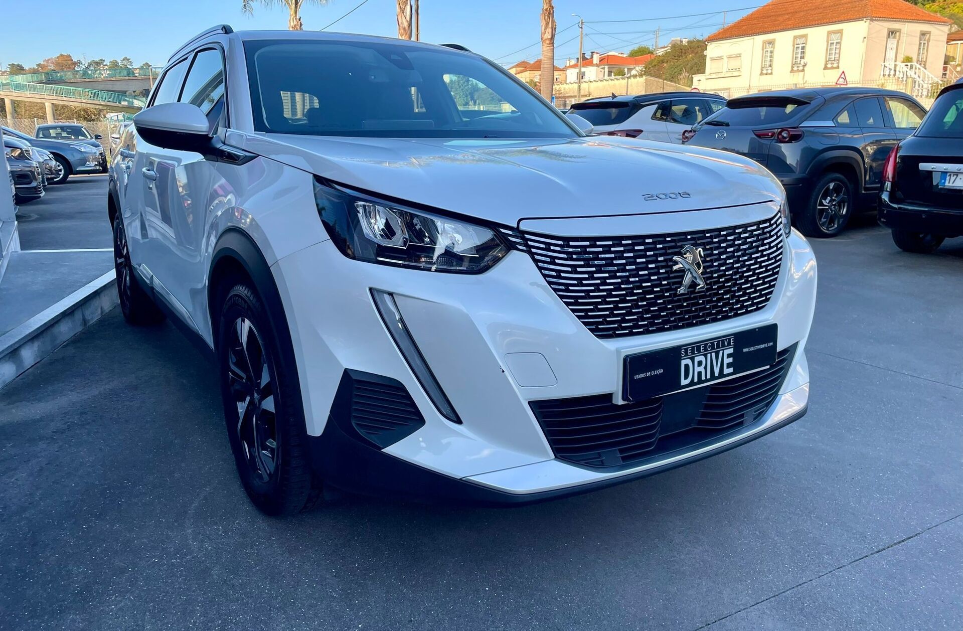 PEUGEOT 2008 e- 50 kWh GT