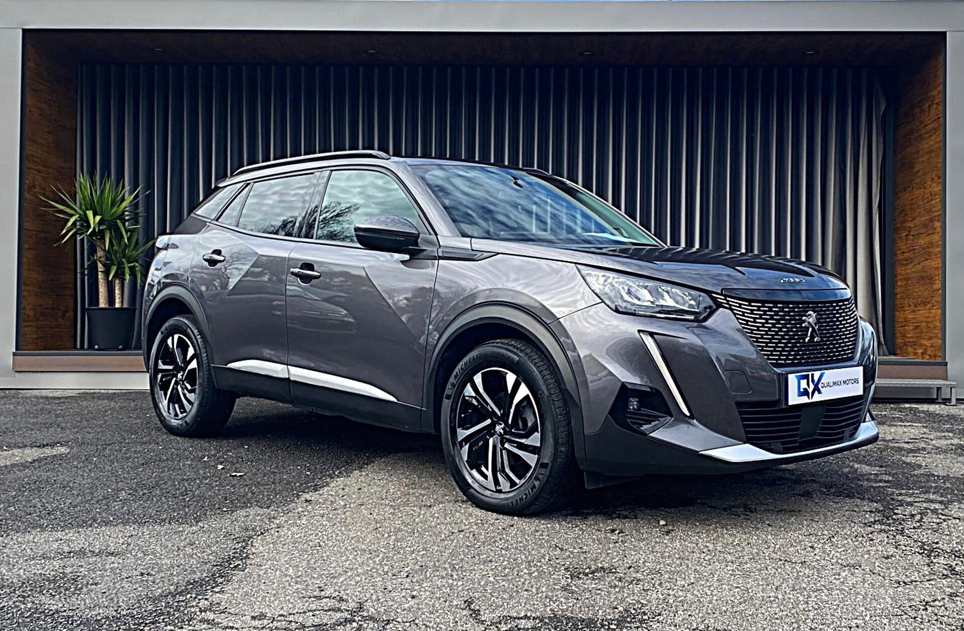 PEUGEOT 2008 1.2 PureTech Allure EAT8