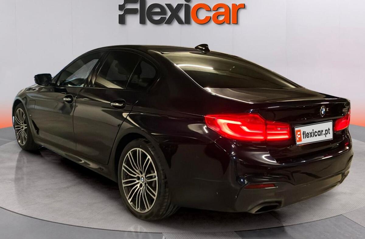 BMW Serie-5 530 e iPerformance Pack M