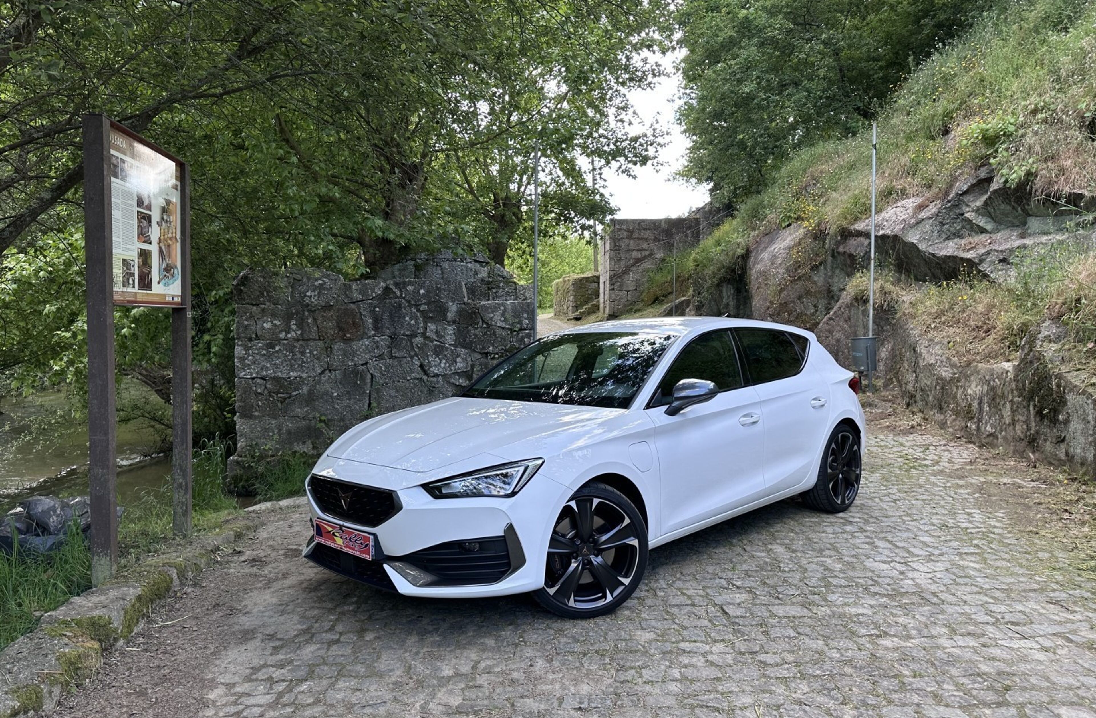 CUPRA Leon 1.4 e-Hybrid VZ DSG