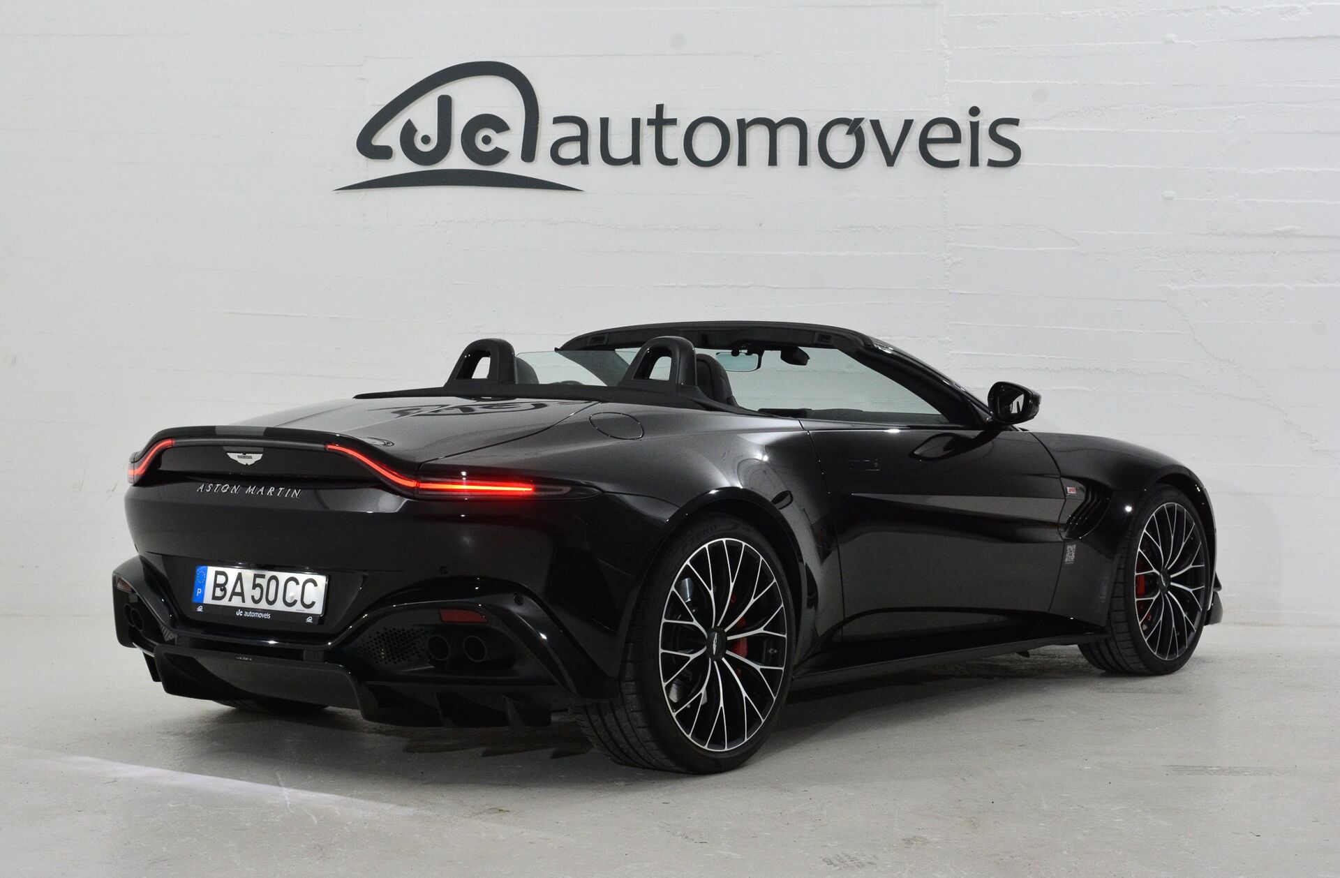 ASTON MARTIN Vantage V8 F1 Edition