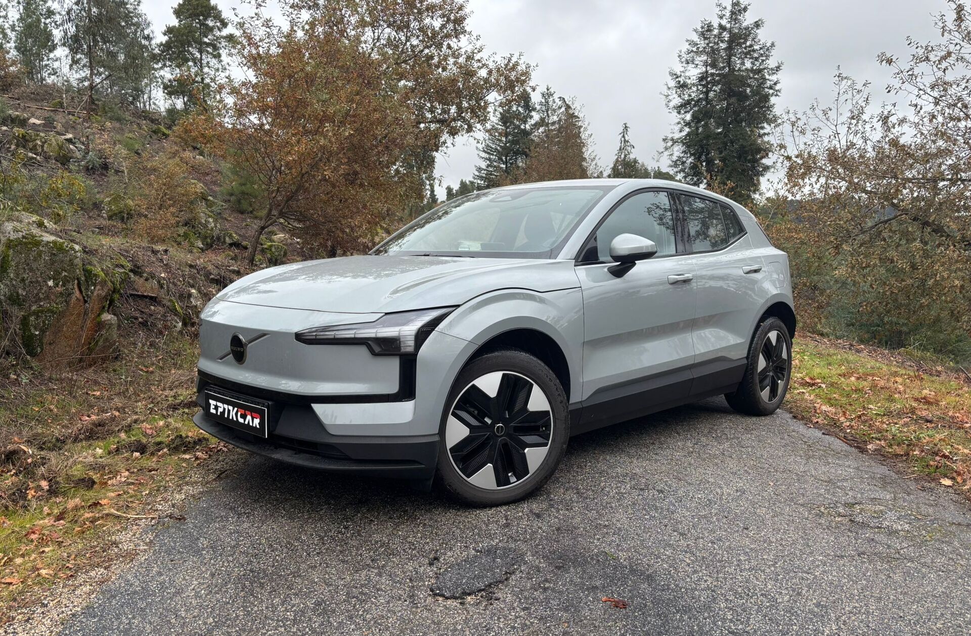 VOLVO EX30 69 kWh Single Motor Extended Range Plus