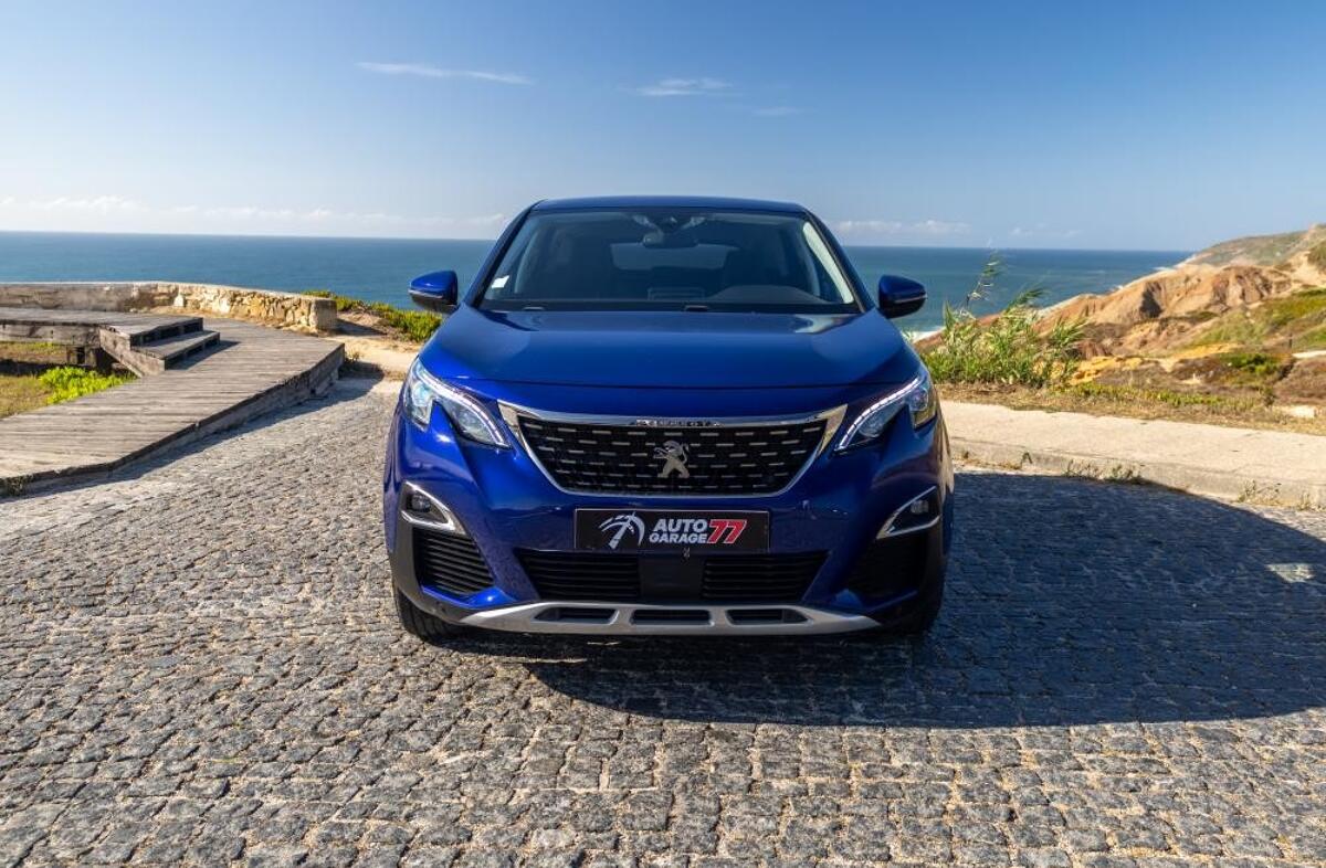 PEUGEOT 3008 1.5 BlueHDi Allure
