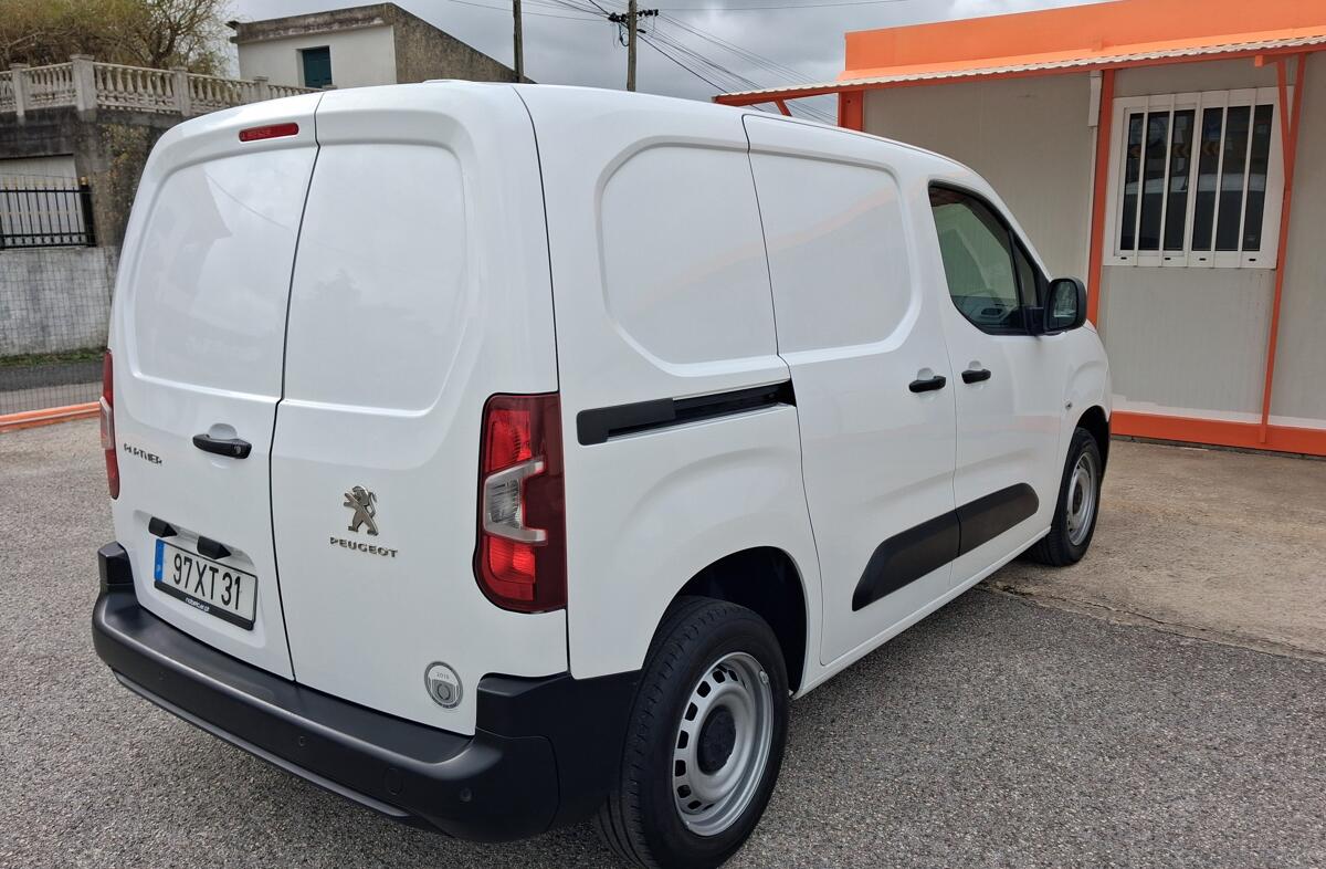PEUGEOT Partner 1.6 BlueHDi L1 Pro