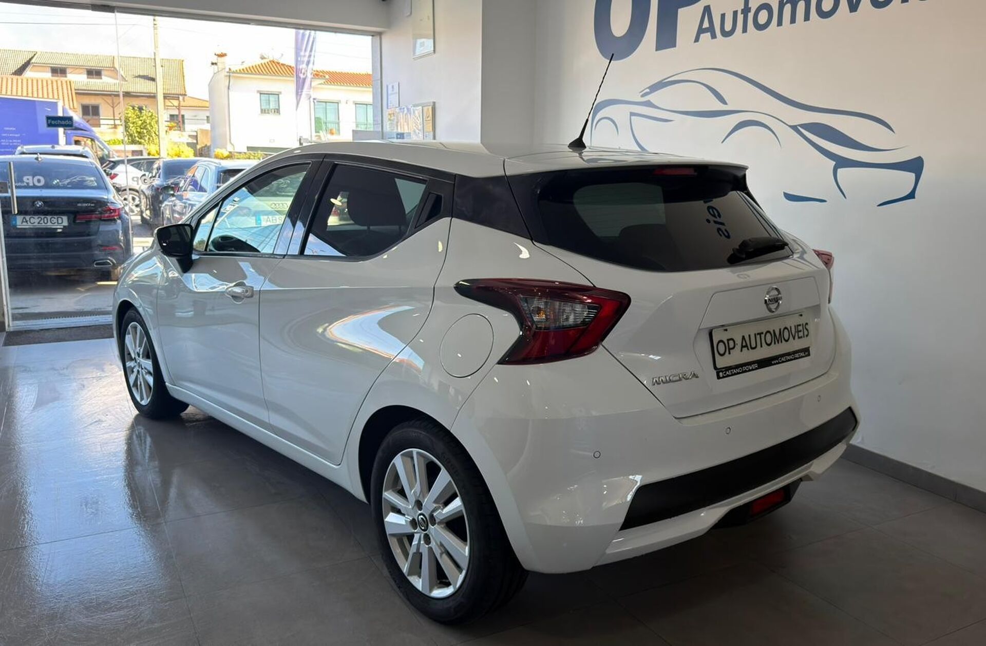 NISSAN Micra 1.0 IG-T N-Connecta