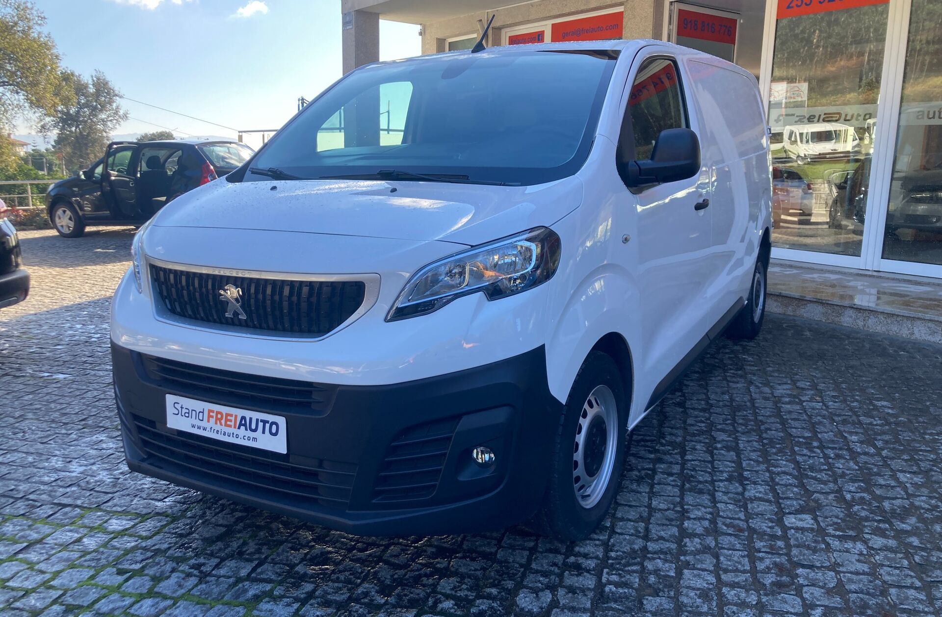 PEUGEOT Expert 2.0 BlueHDi L2H1 Premium Standard