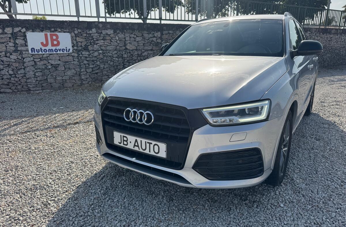 AUDI Q3 2.0 TDI S-line