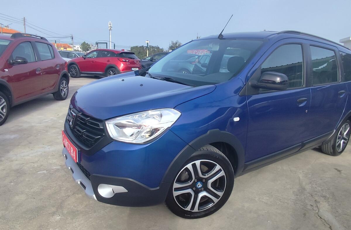 DACIA Lodgy 1.5 Blue dCi Stepway 7L