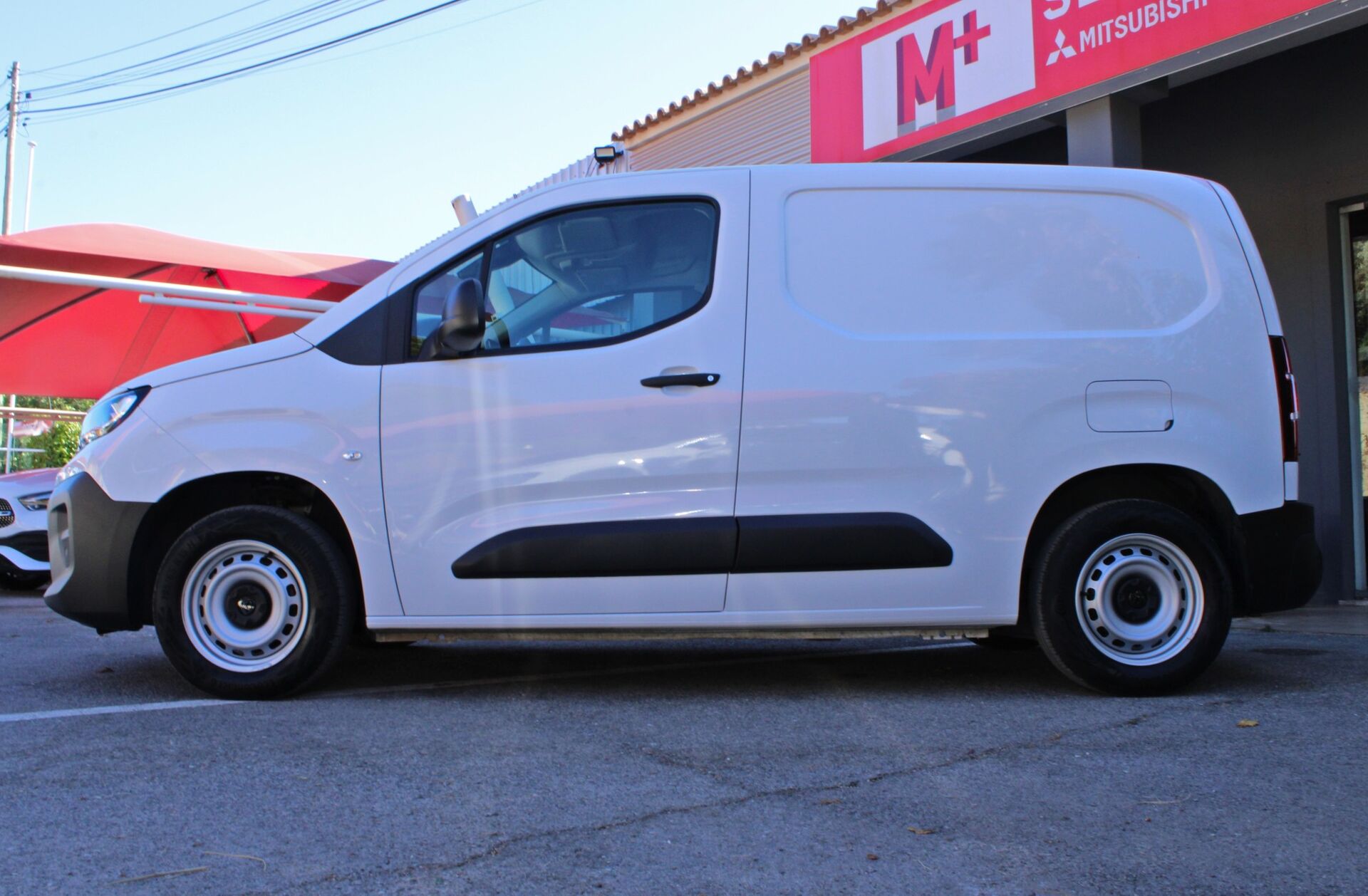 PEUGEOT Partner 1.5 BlueHDi Standard