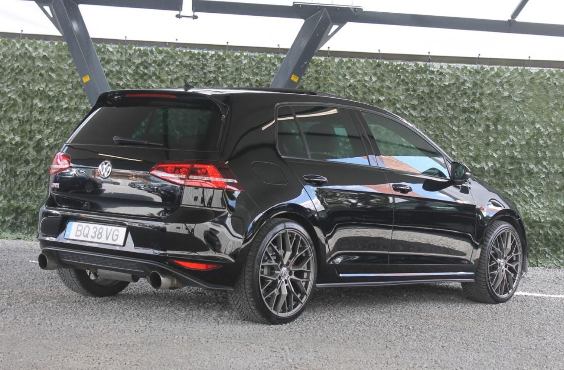 VOLKSWAGEN Golf 2.0 TSi GTi DSG Performance