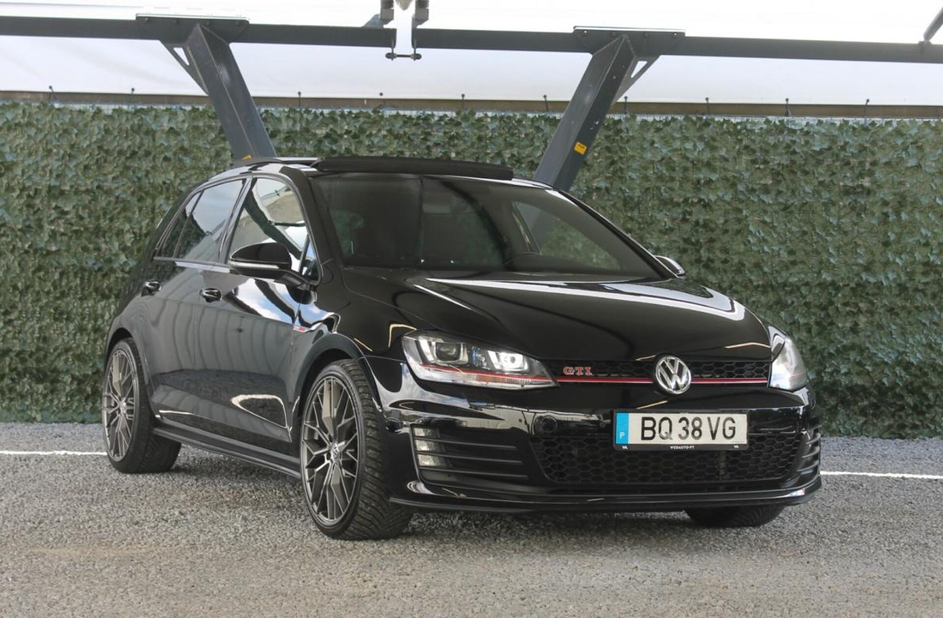 VOLKSWAGEN Golf 2.0 TSi GTi DSG Performance