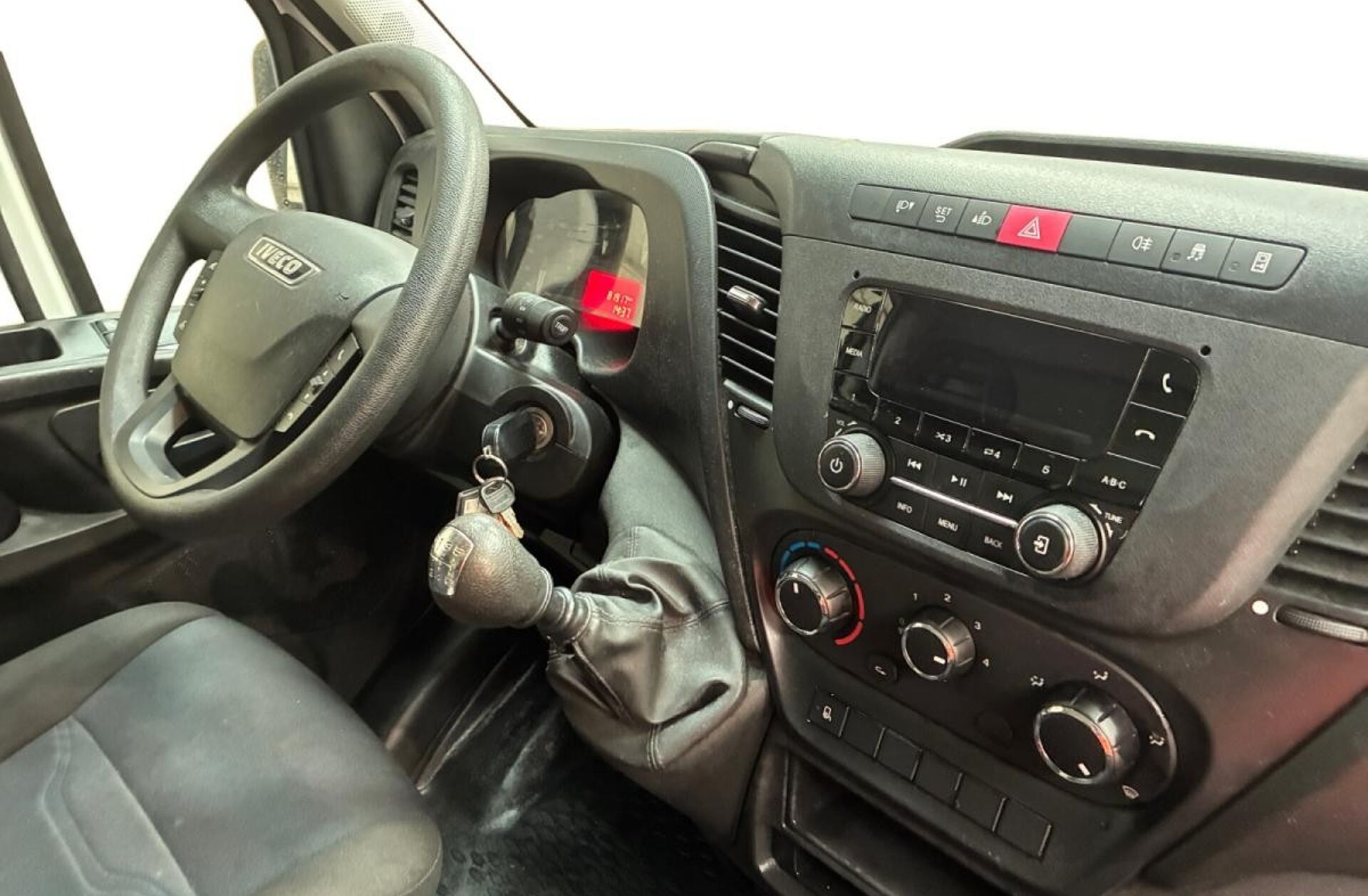 IVECO Daily 2.3 35C14 3450