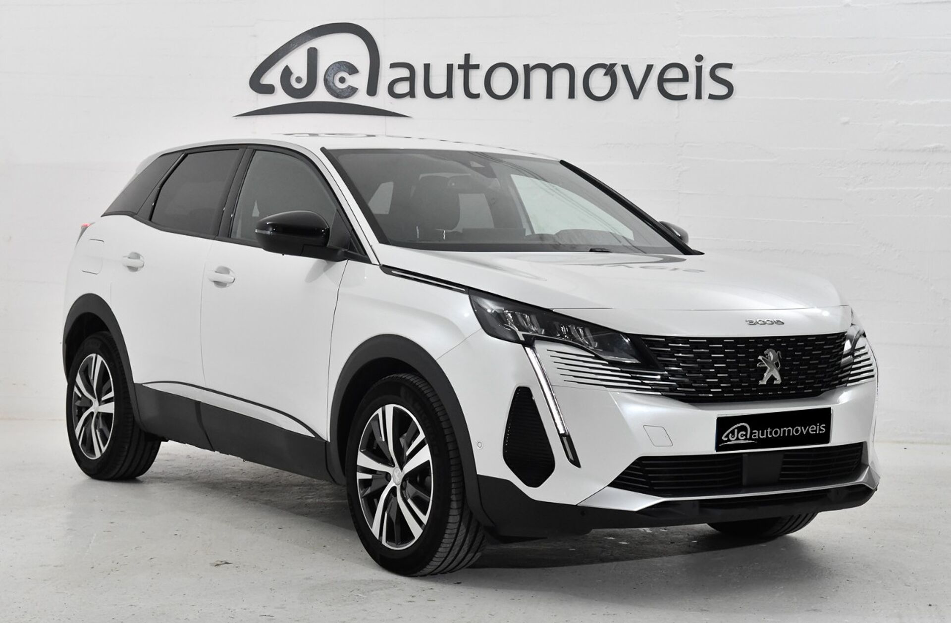 PEUGEOT 3008 1.2 Hybrid Allure Pack e-DCS6