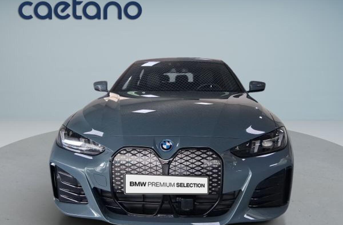 BMW i4 eDrive35 Pack Desportivo M