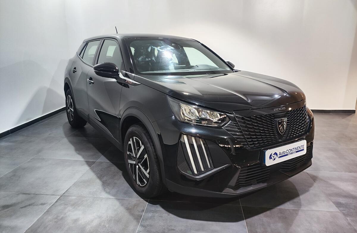 PEUGEOT 2008 1.2 PureTech Style