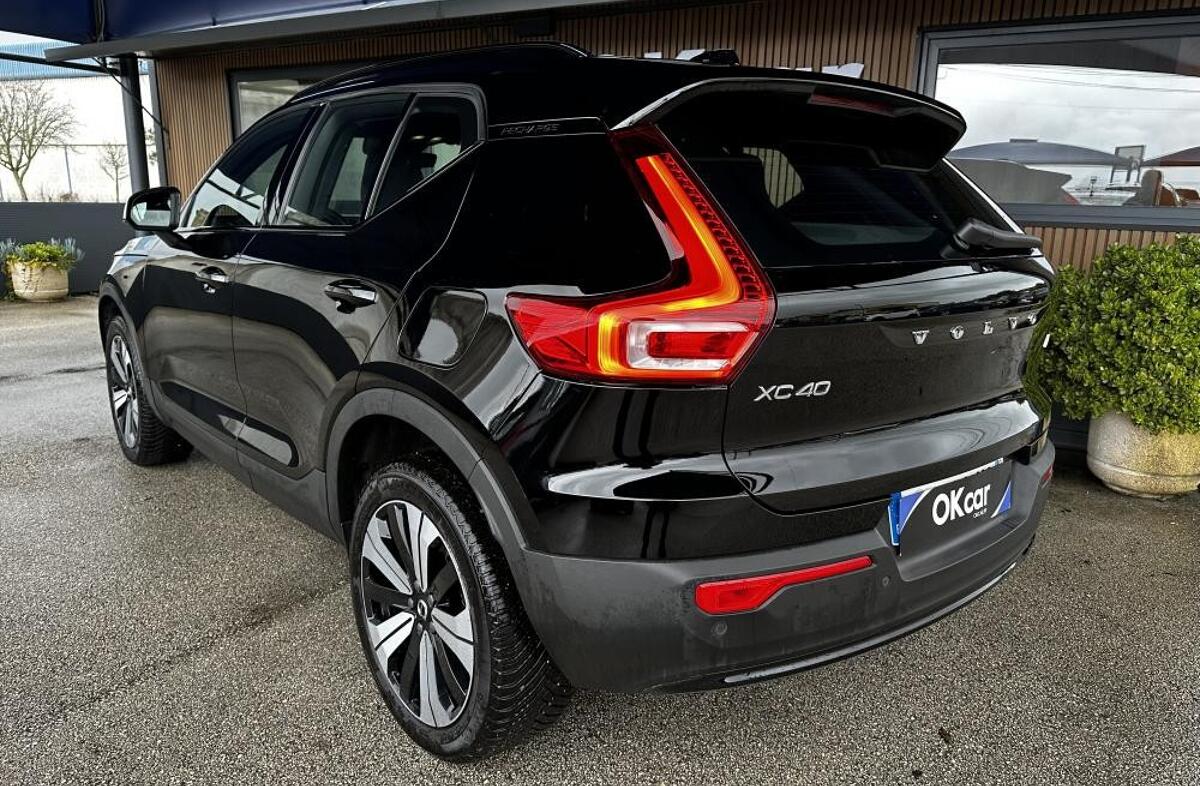 VOLVO XC40 Recharge Plus