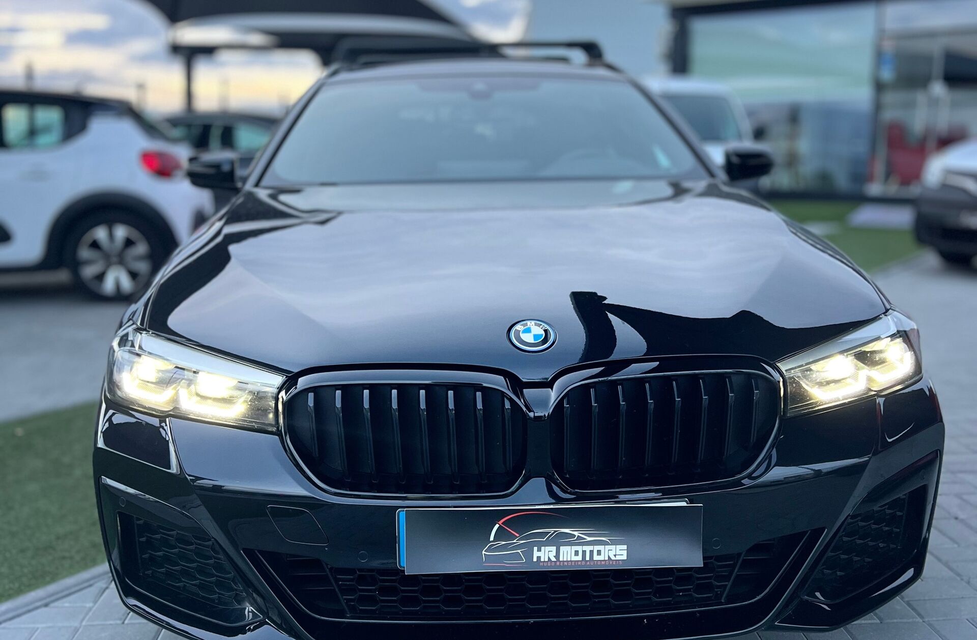 BMW Serie-5 530 e Pack Desportivo M