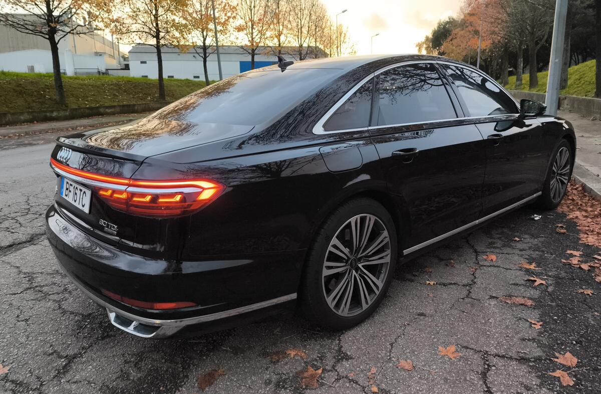 AUDI A8 3.0 TDI V6 quattro Tiptronic