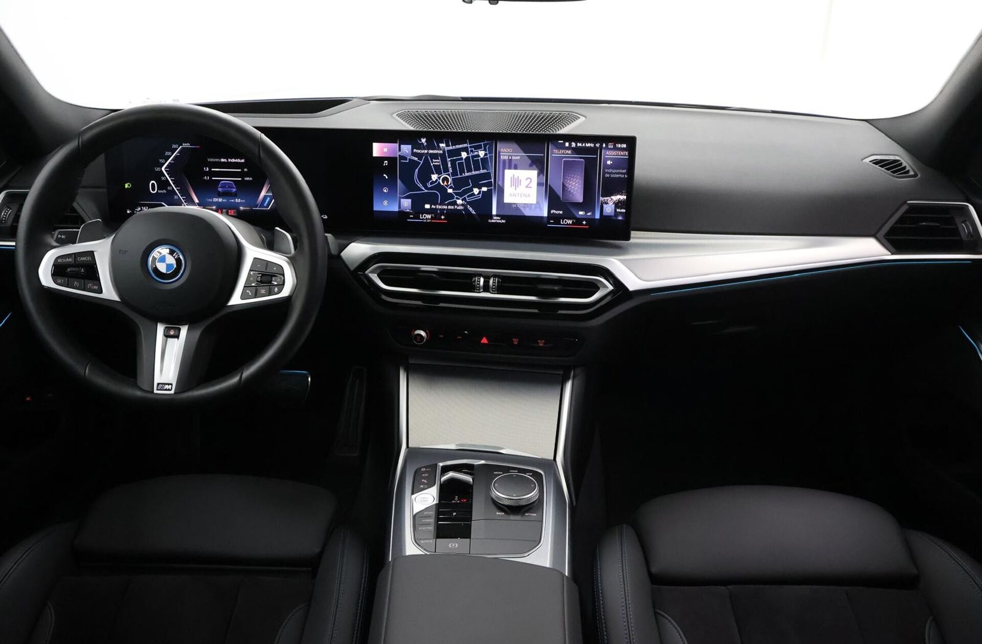 BMW Serie-3 330 e Touring Pack Desportivo M Pro Auto