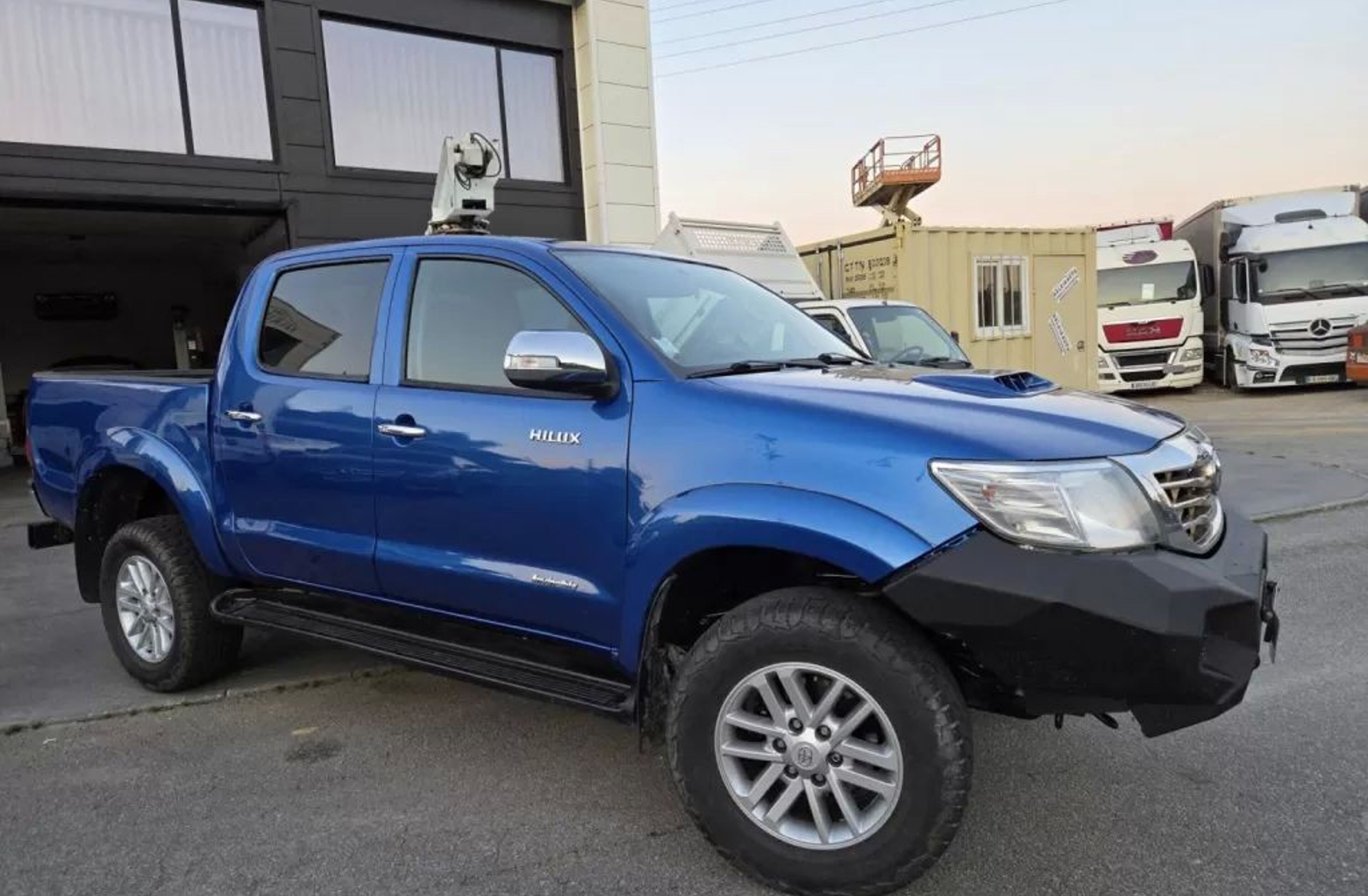 TOYOTA Hilux 4x4 Cabine Dupla
