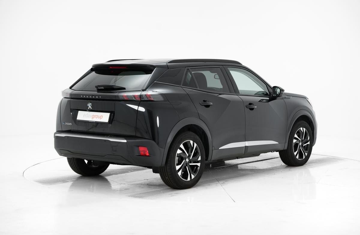 PEUGEOT 2008 e- 50 kWh GT