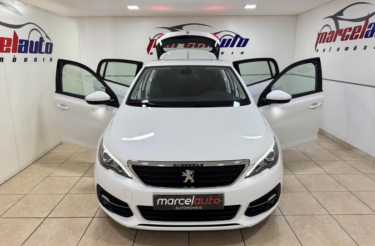 PEUGEOT 308 1.5 BlueHDi Style