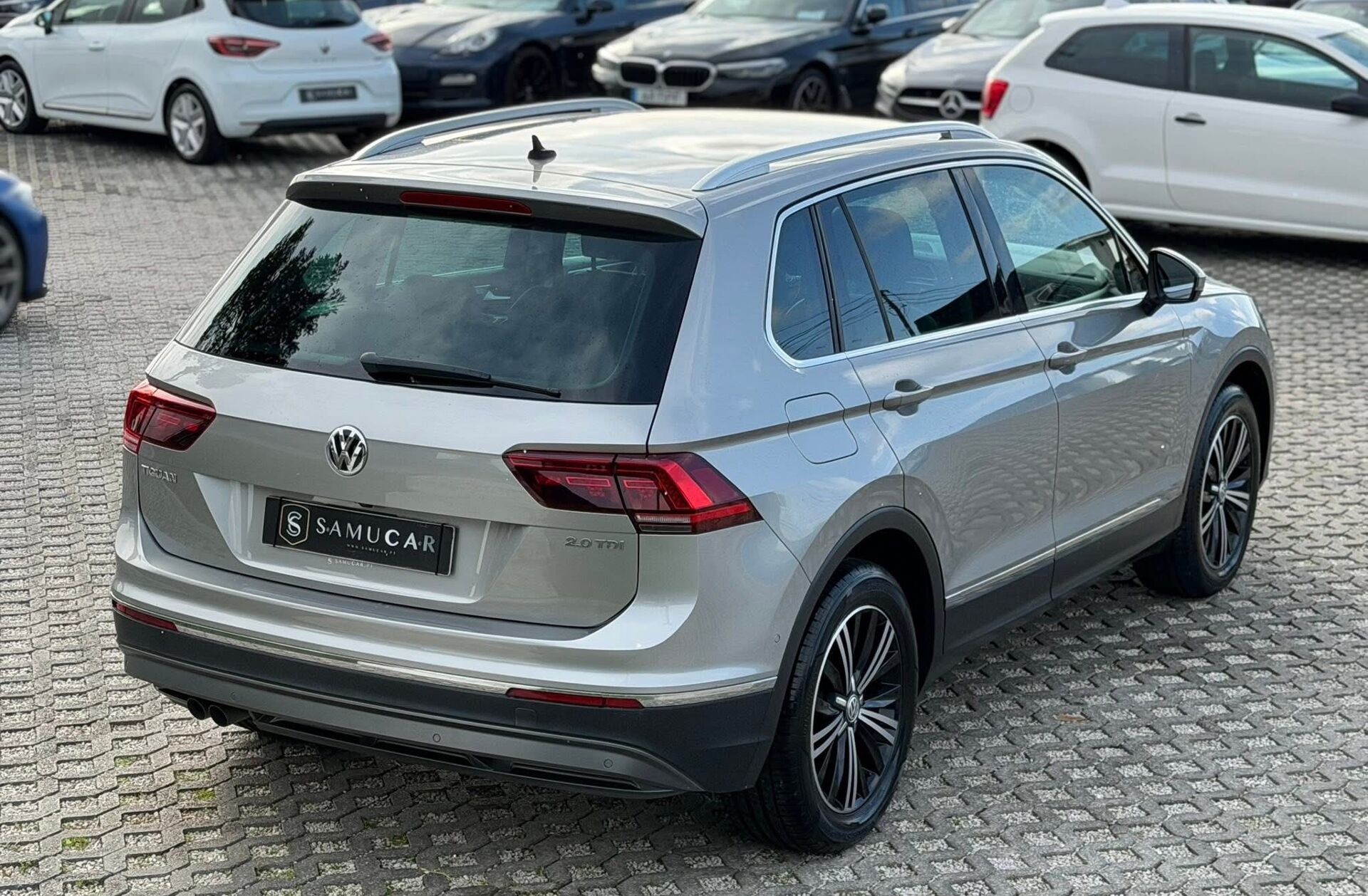 VOLKSWAGEN Tiguan 2.0 TDI Highline DSG 4Motion