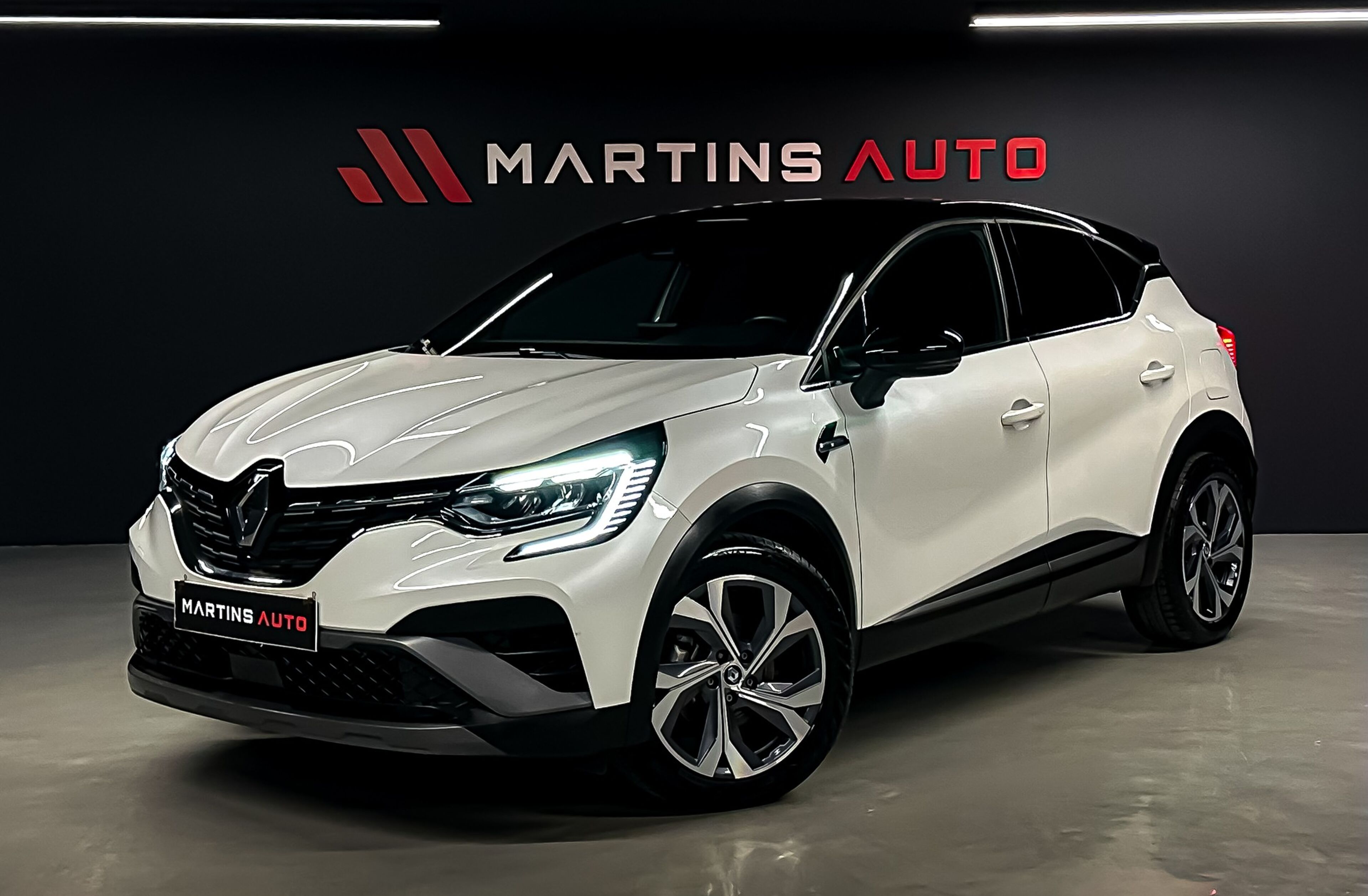 RENAULT Captur RS LINE E-TECH PLUG-IN