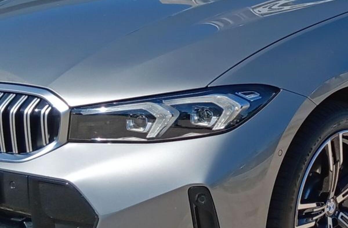 BMW Serie-3 330 e Touring Pack Desportivo M Auto