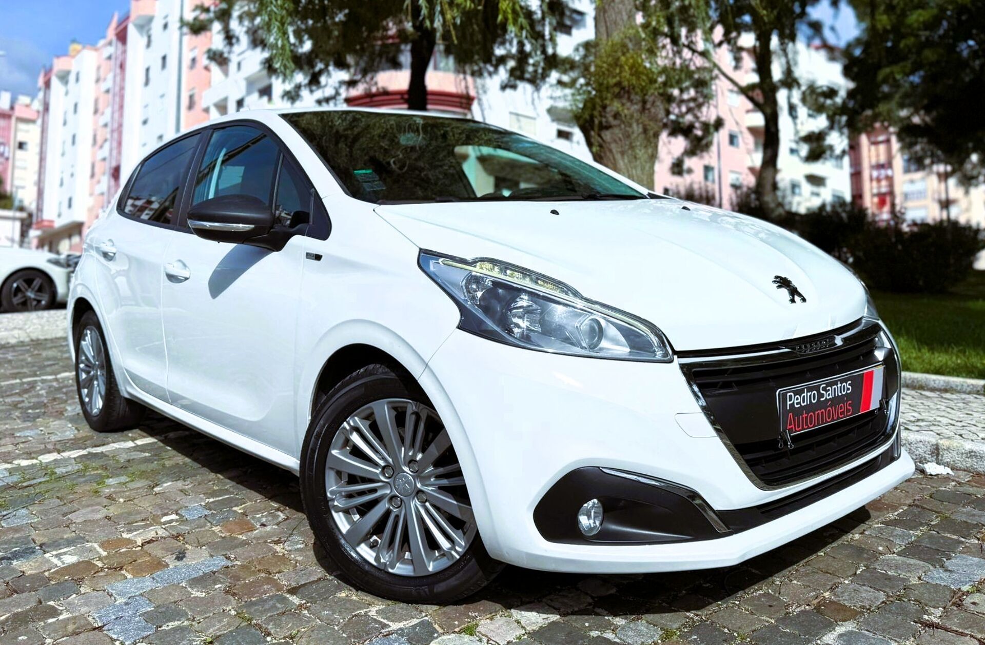 PEUGEOT 208 1.6 BlueHDi Style