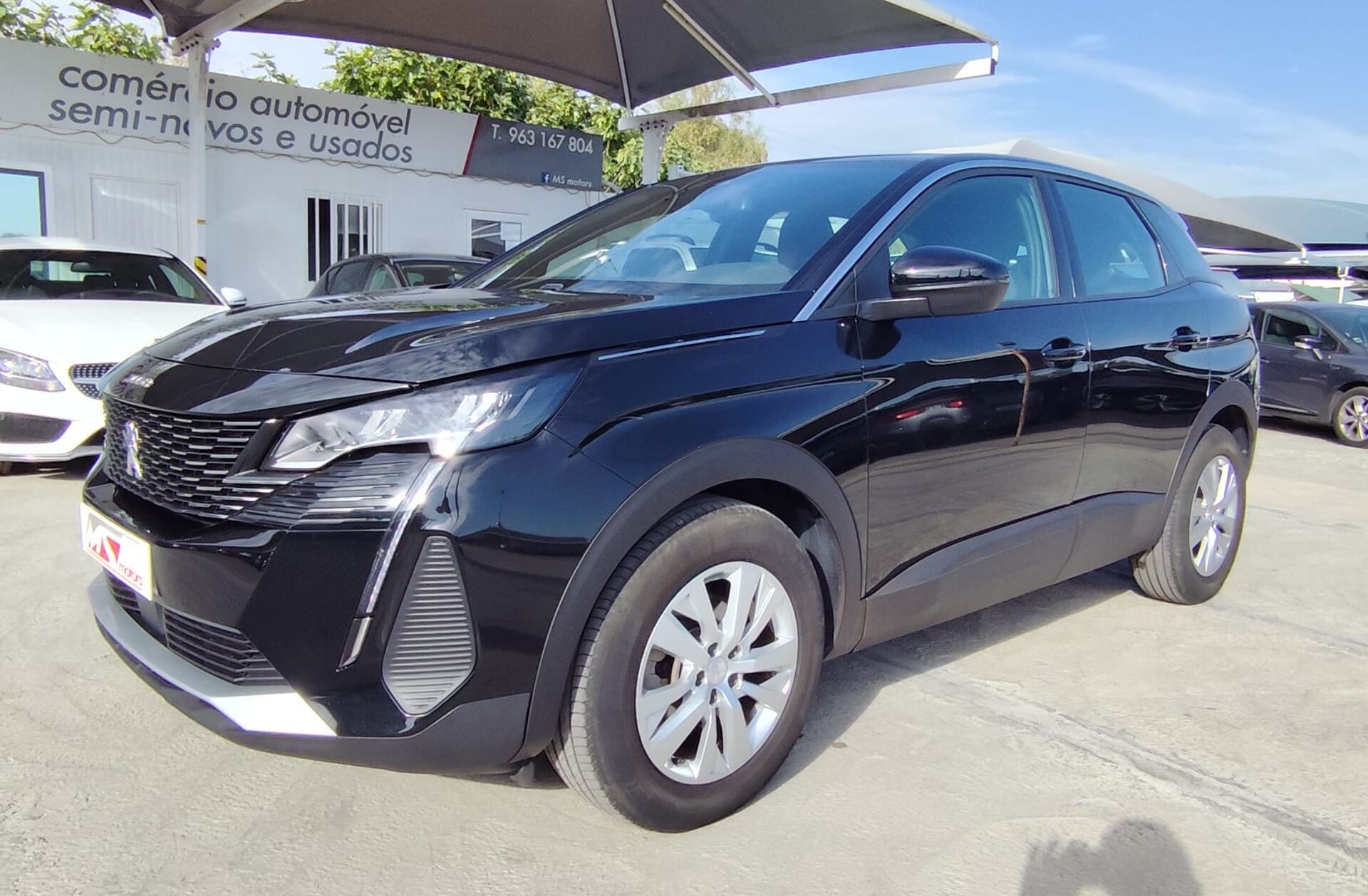 PEUGEOT 3008 1.2 PureTech Active Pack